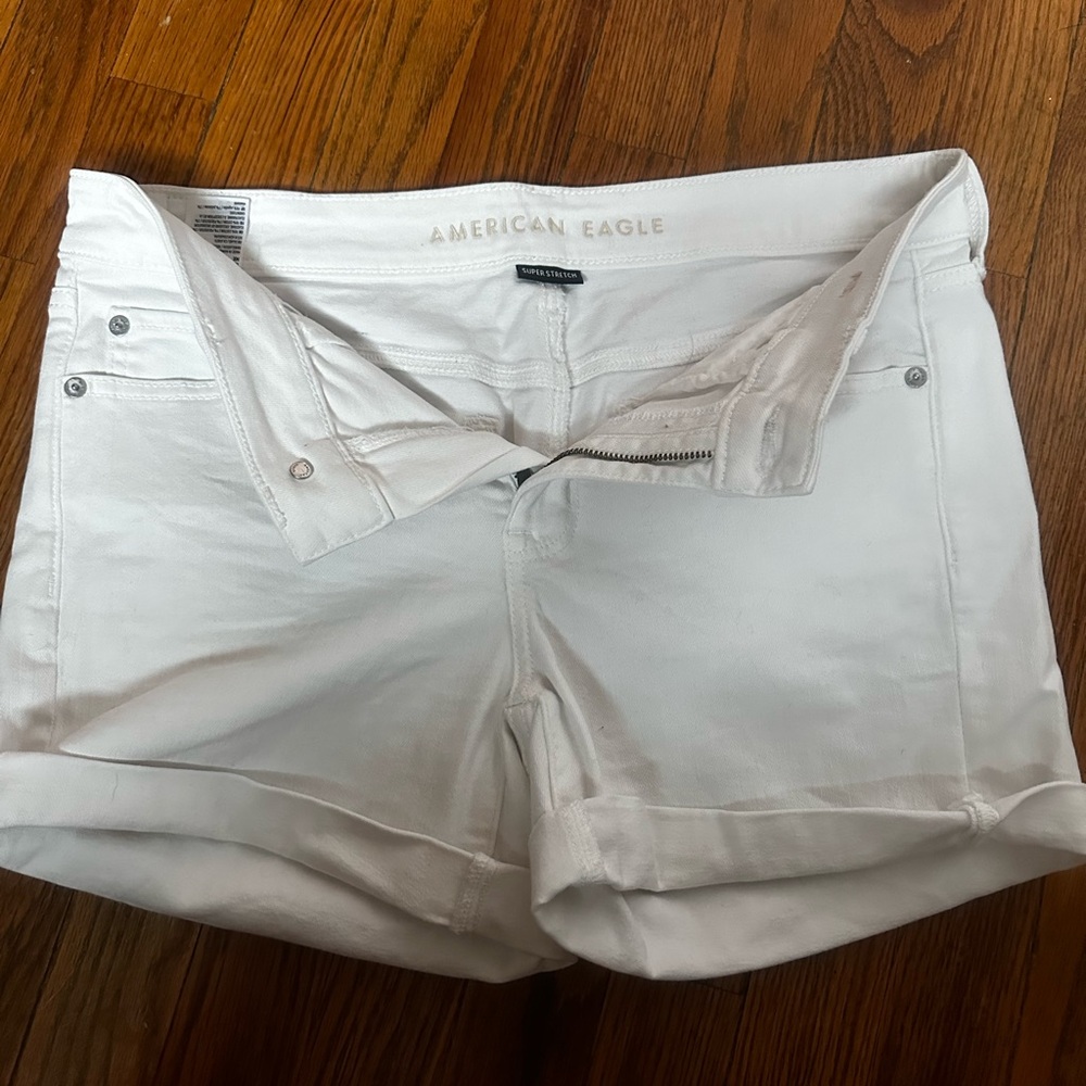 American eagle jean shorts.
